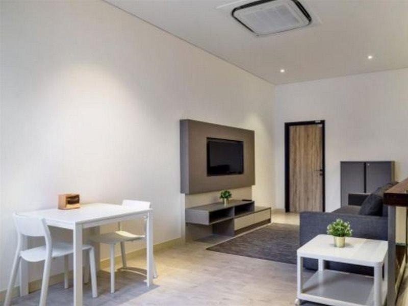 Macallum Central Hotel Managed By The Ascott Limited George Town Exteriör bild